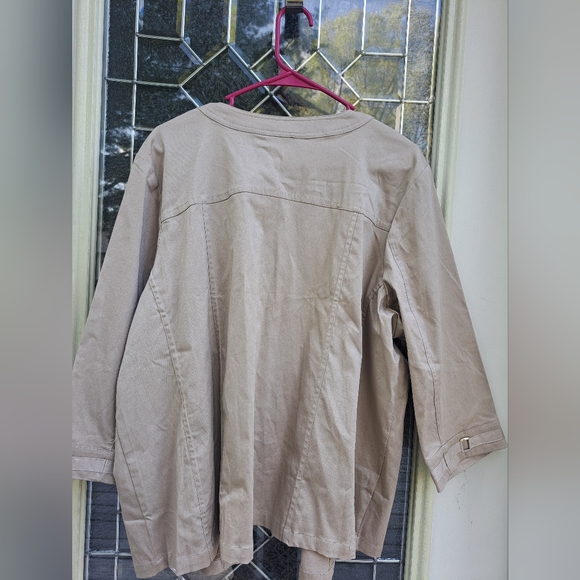 CJ Banks 20/22 Open Front Buckle Blazer NEW - Picture 6 of 6